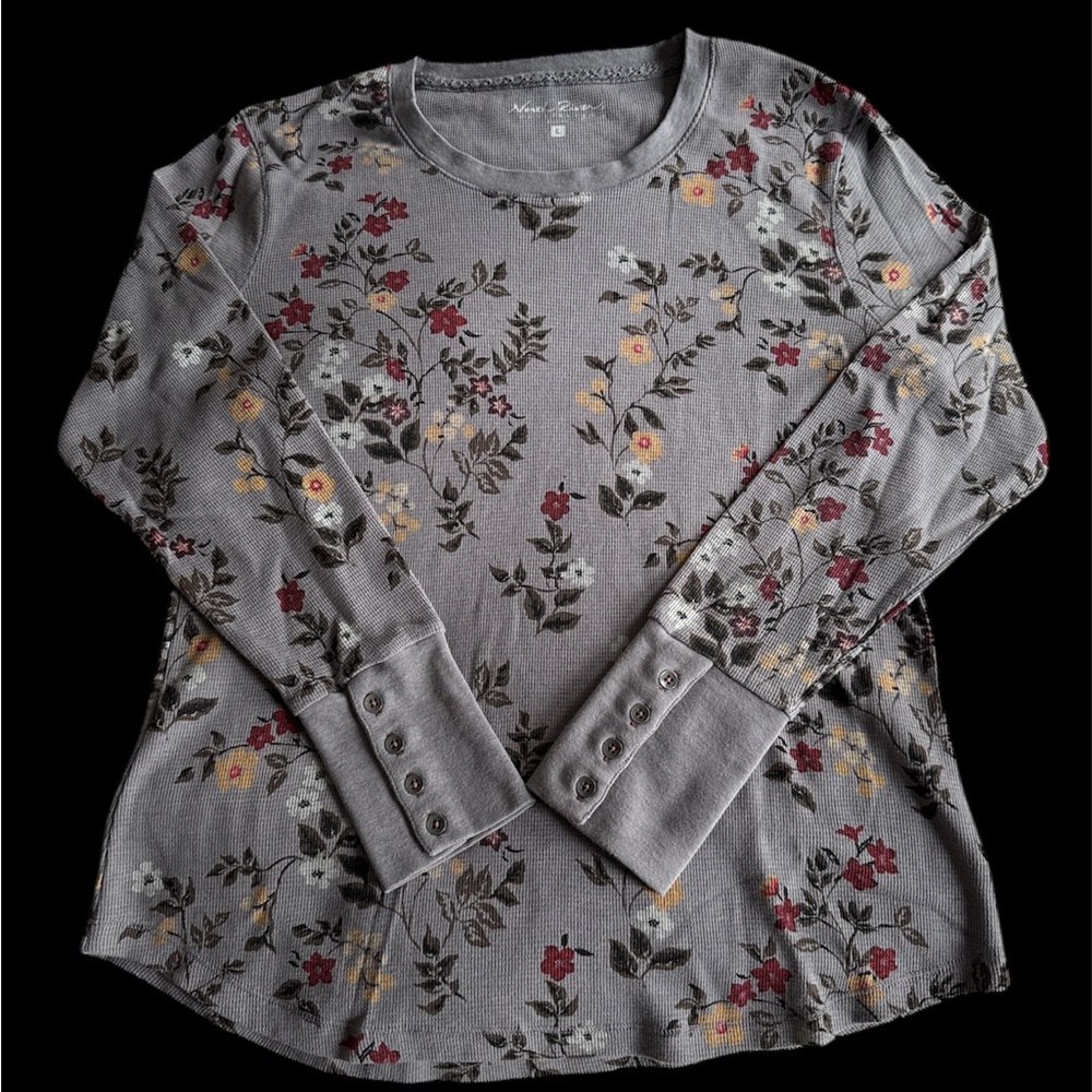 Grey Floral Long-Sleeve Waffle Knit Top with Button Cuffs
